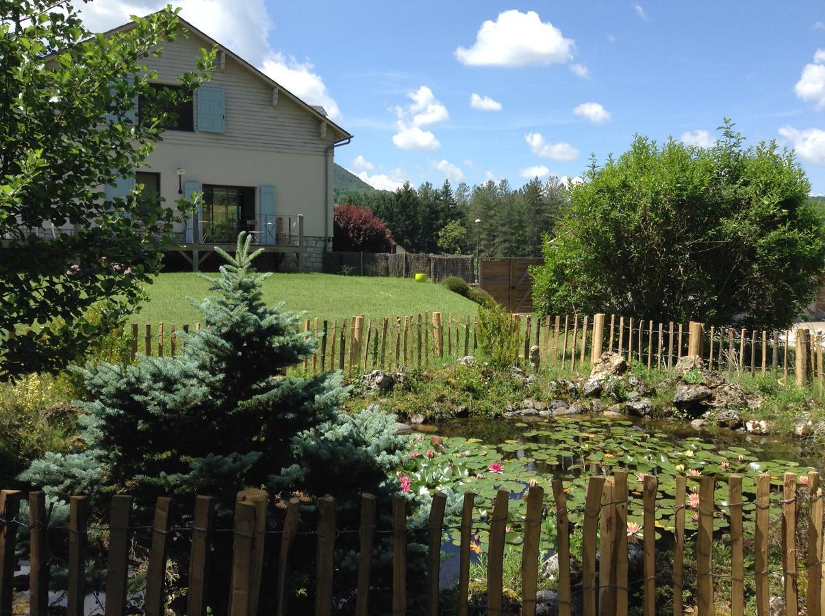 Bed and Breakfast D'Un Jour A L'Autre Banassac Exterior foto